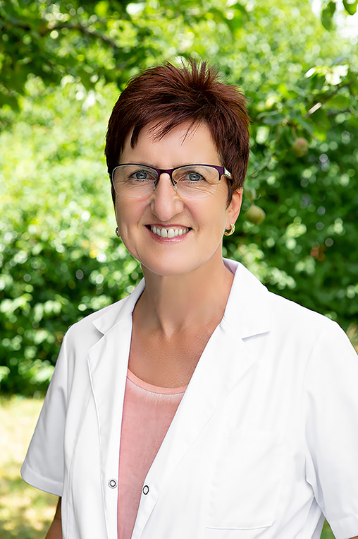 Angelika Konrad